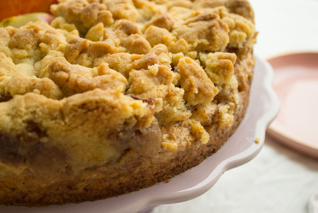 Knuspriger Rand, saftiger Apfelkuchen und zarte Streusel: genial!