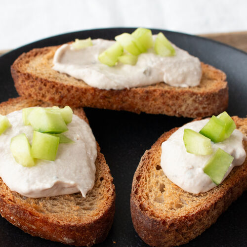 Crostini mit Forellencreme