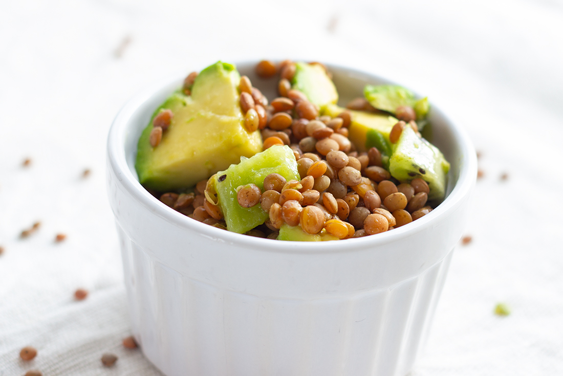 Linsensalat mit Kiwi und Avocado