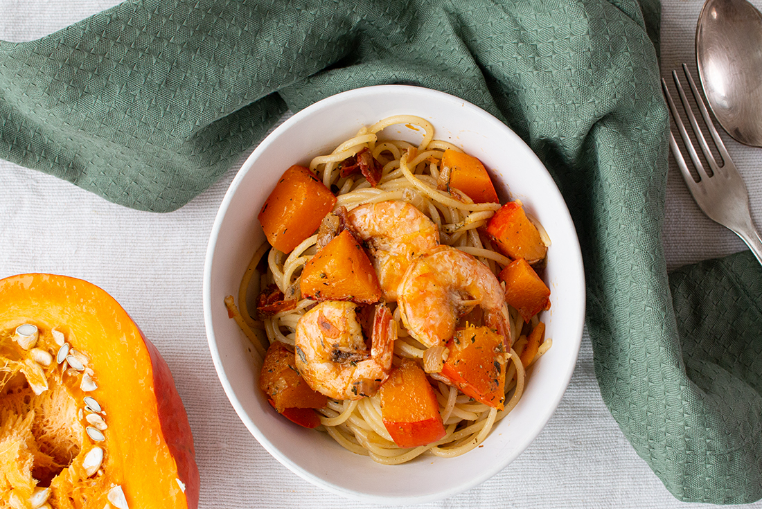 Pasta mit Kürbis und Garnelen