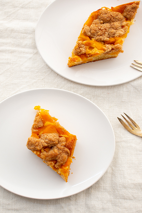 Streuselkuchen mit Pfirsich
