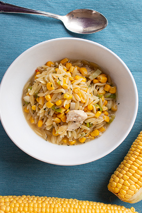 Schnelles Essen: Reisnudeln mit Mais