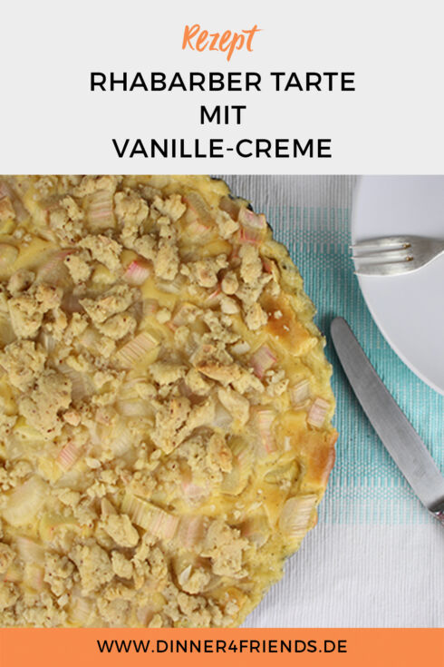 Rhabarbercreme mit Vanillecreme mit Streuseln