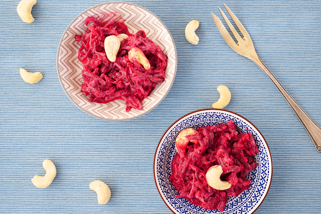 Rote Beete Salat mit Joghurt und Cashews