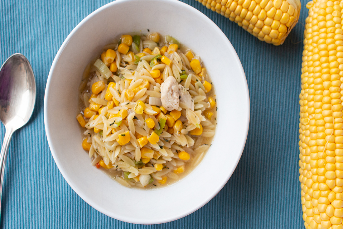 Schnelles Essen: Reisnudeln mit Mais und Hähnchen – Dinner4Friends