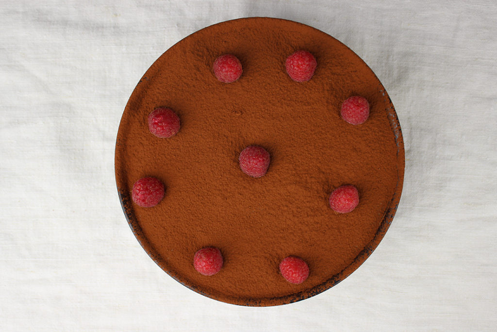 Schokotorte mit Himbeeren