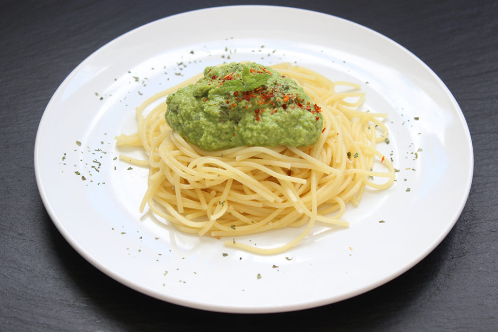 Spinat-Spargel-Pesto