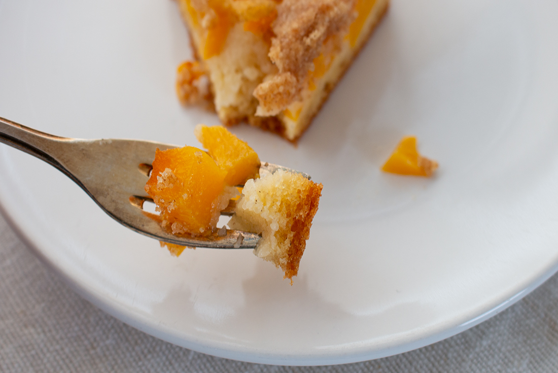 Streuselkuchen mit Pfirsich