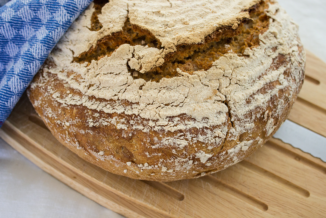 Topfbrot mit Dinkelmehl