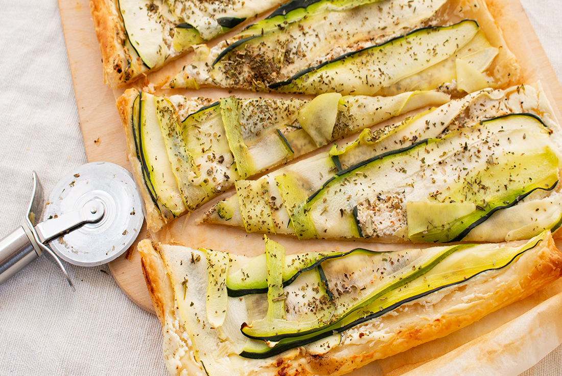 Blätterteig Tarte mit Zucchini und Ziegenkäse