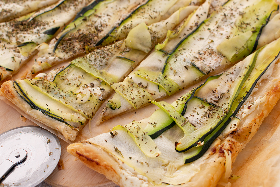 Blätterteig Tarte mit Zucchini und Ziegenkäse