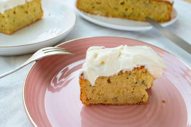 Zucchinikuchen aus dem Airfryer – Dinner4Friends