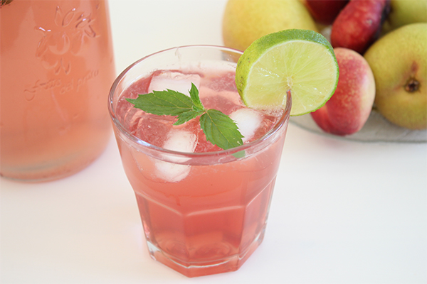 Raspberry Lemonade: Ein alkoholfreier Sommercocktail