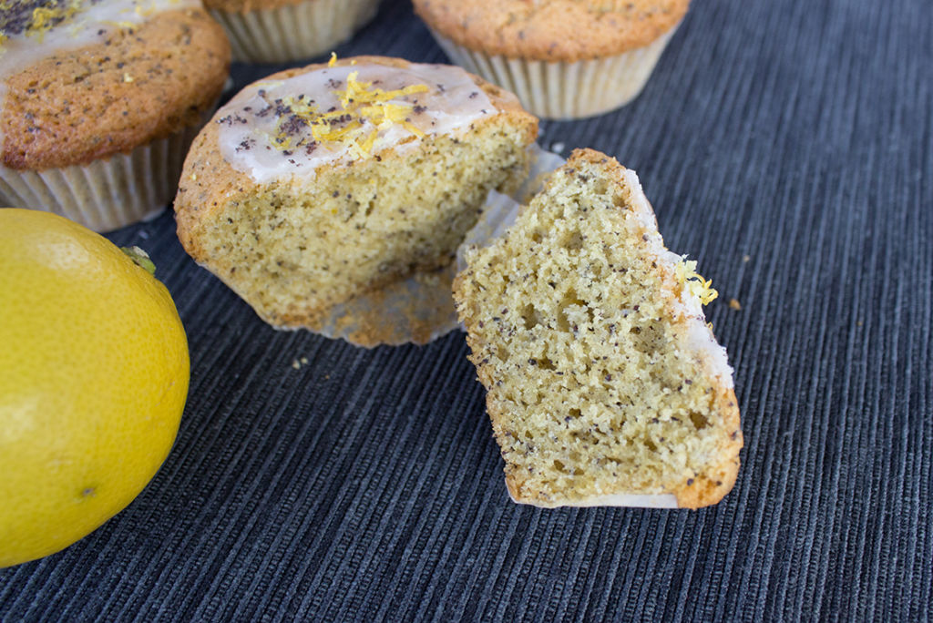 Zitronen-Mohn-Muffins